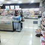 ファミリーマート - 店内