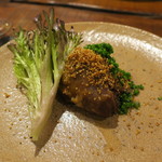 傳 - 焼物：牛頬肉 キヌア 葱2