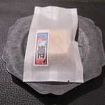 傳 - 先付：フォアグラ最中 干し柿 いぶりがっこ1