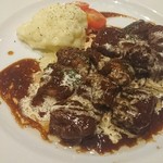 パステリアブー - 牛のワインと八丁味噌煮込み
