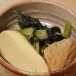 美よし食堂 - 揚げとほうれん草の煮物