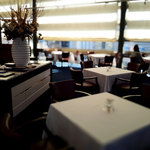 レストラン タテル ヨシノ 銀座 - レストランの雰囲気