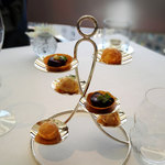 
          アミューズブーシュ