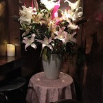 バー ジャダ - Ｈ28.12　奥のカウンター席より