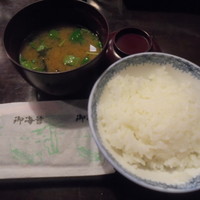 美濃吉 新阪急ホテル店 - お代わりのご飯とみそ汁