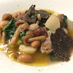 TACUBO - 村上農場きたあかりのニョッキと天城黒豚のコンソメ 黒トリュフ風味