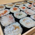 天史朗鮨 - おまかせ細巻き4本（かんぴょう、イクラ、イカの軟骨の塩辛、シラスとおかか）時価