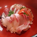 Izumi - 海鮮丼♪きれい