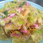 ちゃんぽん響 - 具だくさんで盛りが良い皿うどん。