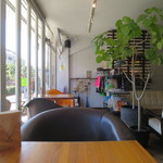 umi cafe - 