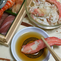 乾山 ANAインターコンチネンタルホテル東京店 - カニ酢を付けて