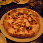 SOBO - 自家製ソーセージのピッツア