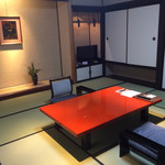 料理旅館 金沢茶屋 - 部屋はモダンで色使いが金沢らしいです。