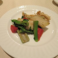 崎陽軒本店 嘉宮 - 旬彩コース③春野菜とカレイ、真イカのソテー