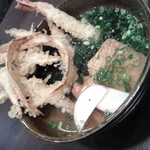 大地のうどん 東京馬場店 - 具だくさん