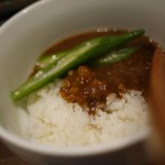ひとひら - 〆のカレーは既に記憶がいあいタイミング(；・∀・)