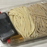 饗 くろ喜 - 2016年 年末商品 年越し小麦蕎麦（1,000円／饗 くろ㐂）