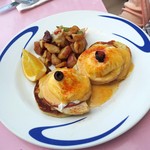 Hau Tree Lanai Restaurant - 