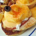 Hau Tree Lanai Restaurant - 