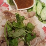 タイ東北料理 イサーン・キッチン - 