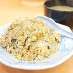 夜仲そば - 焼めし (630円) '16 4月中旬