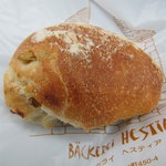 ベッカライ　ヘスティア - トマトオリーブフランス