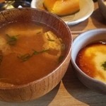 釜炊近江米 銀俵 - 味噌汁と大和芋とろろ