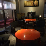 料理旅館 金沢茶屋 - ロビーは小規模な旅館なのでこじんまりしています。