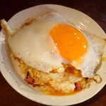 沖縄料理 かちゃーしー - ミニチャーハン・目玉焼き付き