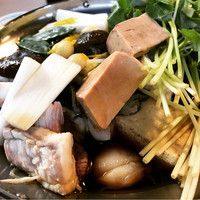 いせ源 - 鮟肝も贅沢に♥︎鮟鱇鍋は七つ道具が全部入ってる！