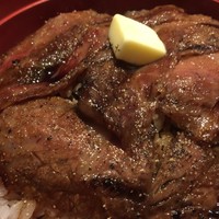 赤坂 津つ井 総本店 - 名物ビフテキ丼