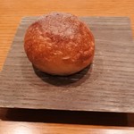 アノニム - ベッカライ・ビオブロートのパン