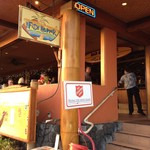 The Fish Hopper Seafood and Steaks - カイルア桟橋近く