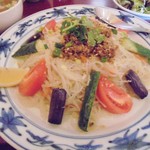 天然アジア料理エバーグリーン - ランチメニュー「野菜とキーマのビーフン」（900円）