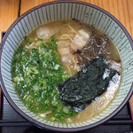 極ラーメン宙 - 宙豚骨580円