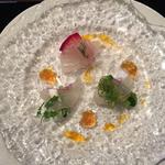 横浜うかい亭 - 白身魚のマリネ