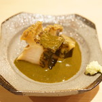 鮨　縁 - 瀬戸内の鮑を蒸したもの