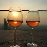 Sirocco - ロゼワインのボトル（THB4,000.00）