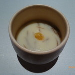 菊芋・秋トリュフ・有精卵のフラン、スペイン・カンダブリア産アンチョビと明石蛸の～