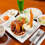 For lunch, choose from A to F and enjoy a great value set that includes everything from an appetizer to a drink! From ¥1,380