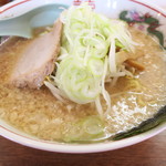 東京屋台らーめん翔竜　金町水戸街道店 - 正油ラーメン（背油２倍）