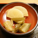 炭火焼うなぎ 東山物産 - 香の物