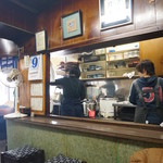 田代 - 店内も大忙し