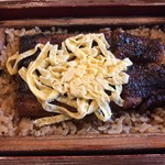 セイロむし(鰻が２層)