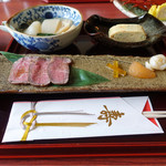 Gosoku No Kutsu - 1月2日の朝食。祝膳。