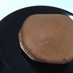 菓匠 幹栄 × Cafe Latte 57℃ - どら焼き　170円