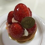 菓匠 幹栄 × Cafe Latte 57℃ - いちごタルト　500円