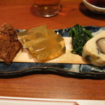 Isohachi - 前菜３品盛り