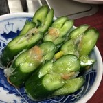 Yakiniku Meigetsukan - 自家製の美味しさ満点のオイキムチ