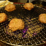 焼肉赤身にくがとう - 自家製手ごね焼きユッケ 